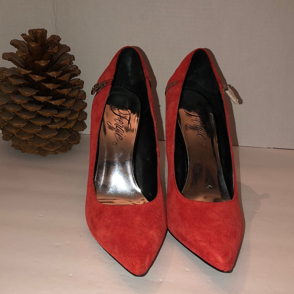 NWOB Fergie Suede Pumps Stilettos Burnt Orange Sz9